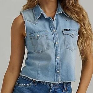 NWT Wrangler Denim Shirt